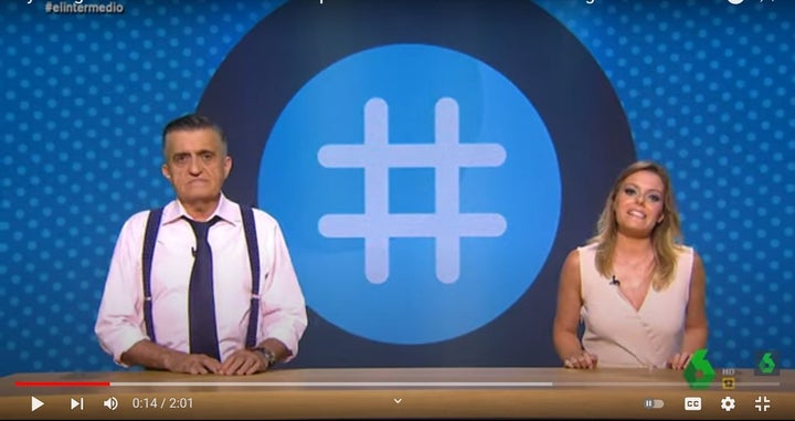 El Gran Wyoming y Andrea Ropero, en 'El Intermedio'.