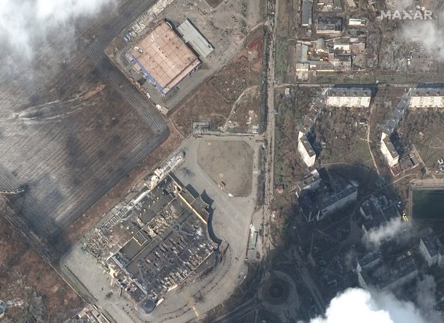 Les images satellites de Marioupol, dévastée par les bombardements, prise par le satellite...