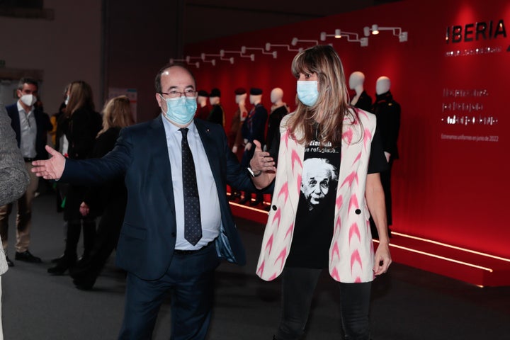Begoña Gómez y Miquel Iceta en la MBFW.