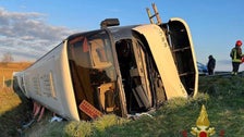 Bus Carrying Ukrainian Refugees Overturns In Italy, Killing One Bus Carrying Ukrainian Refugees Overturns In Italy, Killing One