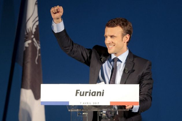 Le canddiat Emmanuel Macron, lors de son discours à Furiani en Corse le 7 avril