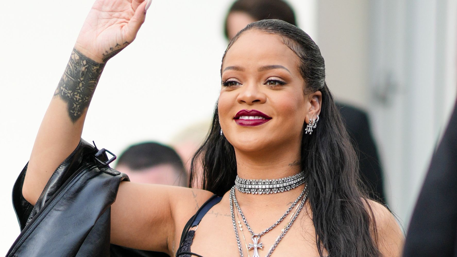 How to Dress Like Rihanna, According to Rihanna – Billboard