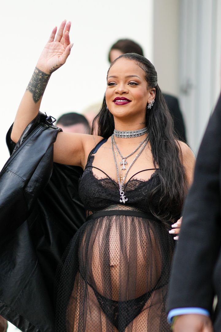 How To Dress Like Rihanna At Fashion Week In Your Everyday Life