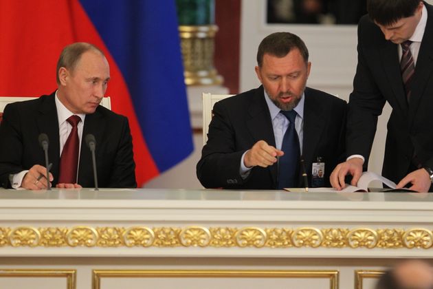 プーチン大統領とオレグ・デリパスカ氏（ロシア・モスクワ、2013年3月）