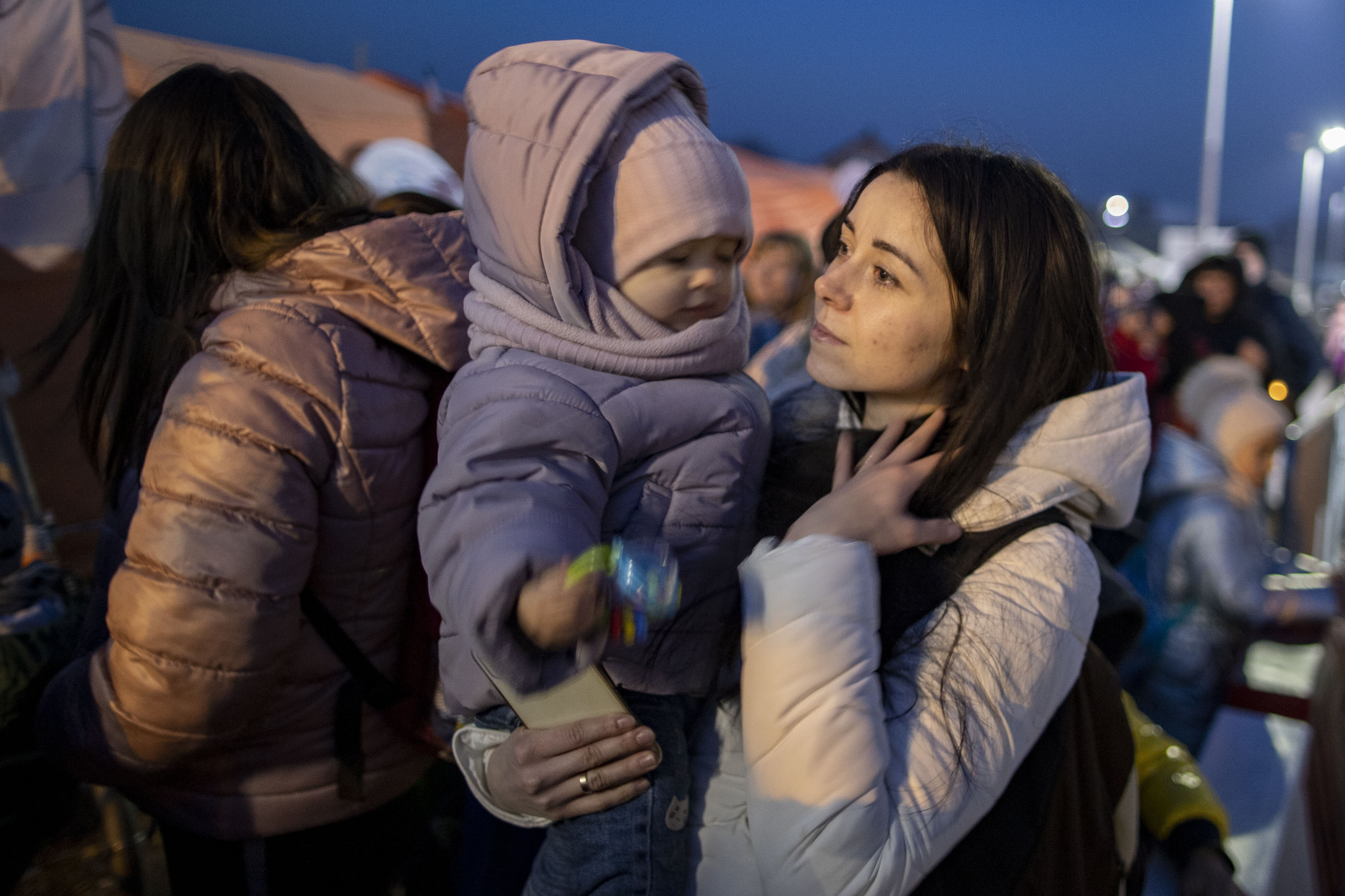 UN Says Women Pay Highest Price In Conflict, Now In Ukraine | HuffPost ...