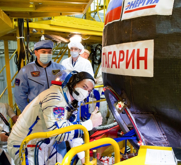 Mark Vande Hei on Tuesday breaks the U.S. single spaceflight record of 340 days.