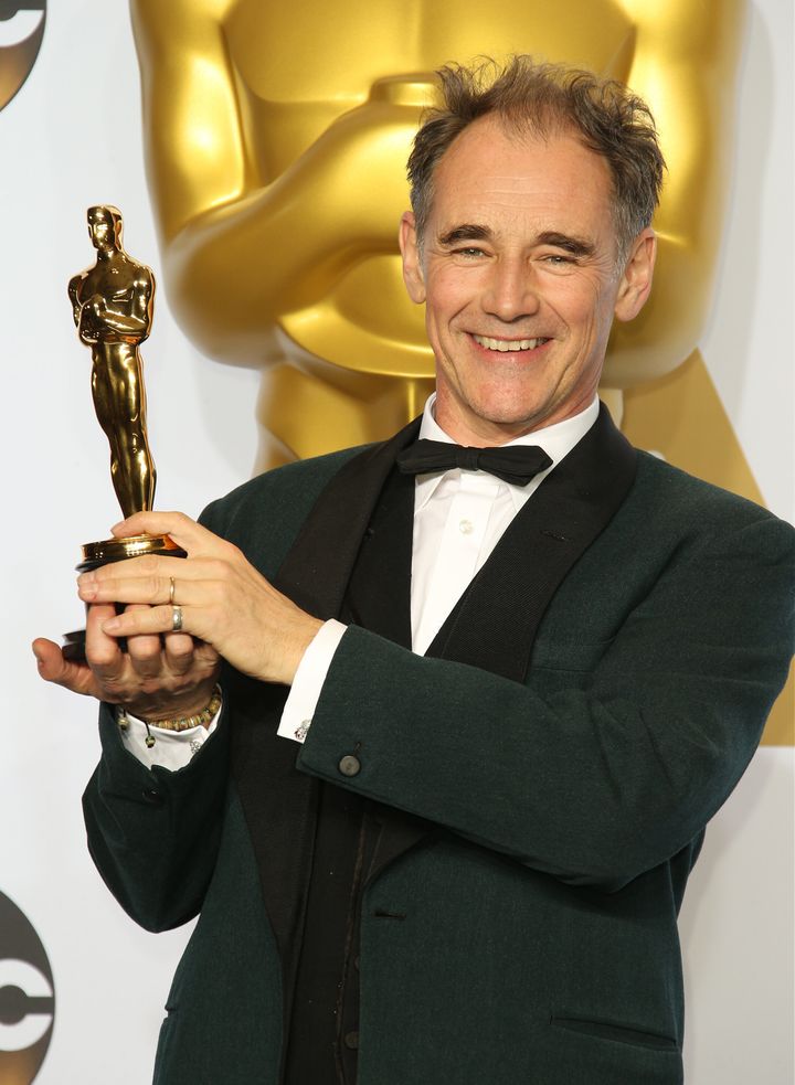 Mark Rylance with his Oscar in 2016
