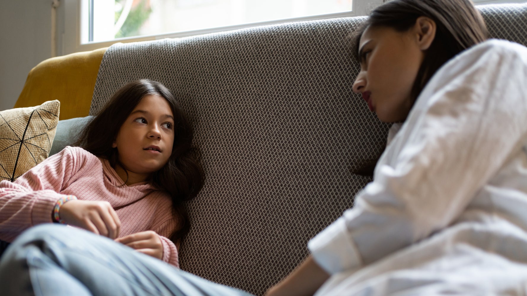 8 Questions Kids Are Asking About War And How To Answer Them - Vimarsana News