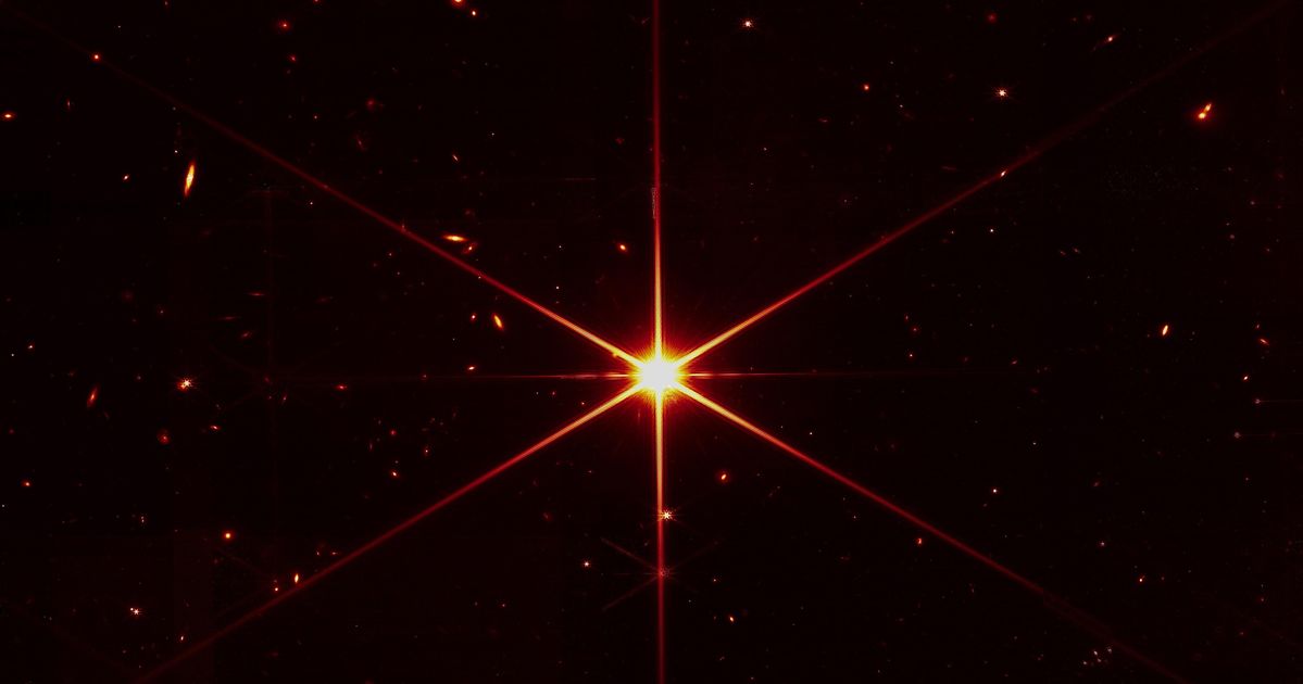 NASA ma pierwszy wyraźny obraz gwiazdy z Teleskopu Jamesa Webba