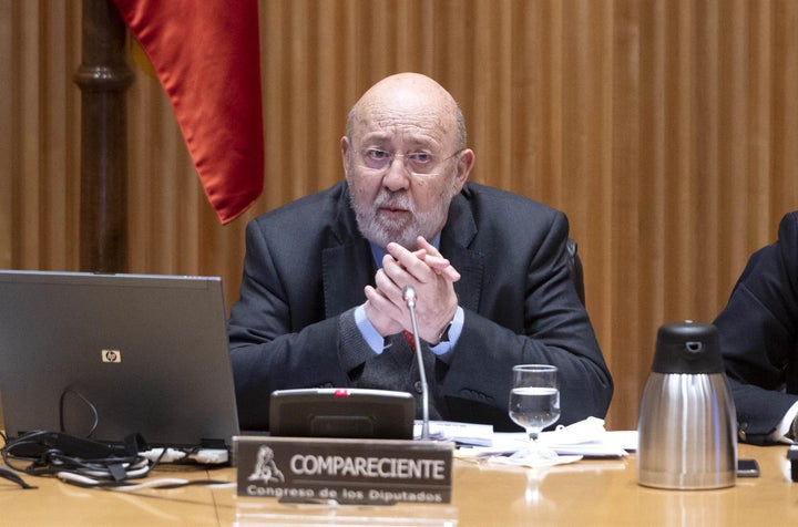 El presidente del centro de Investigaciones Sociológicas, José Félix Tezanos, comparece en la Comisión Constitucional en el Congreso.