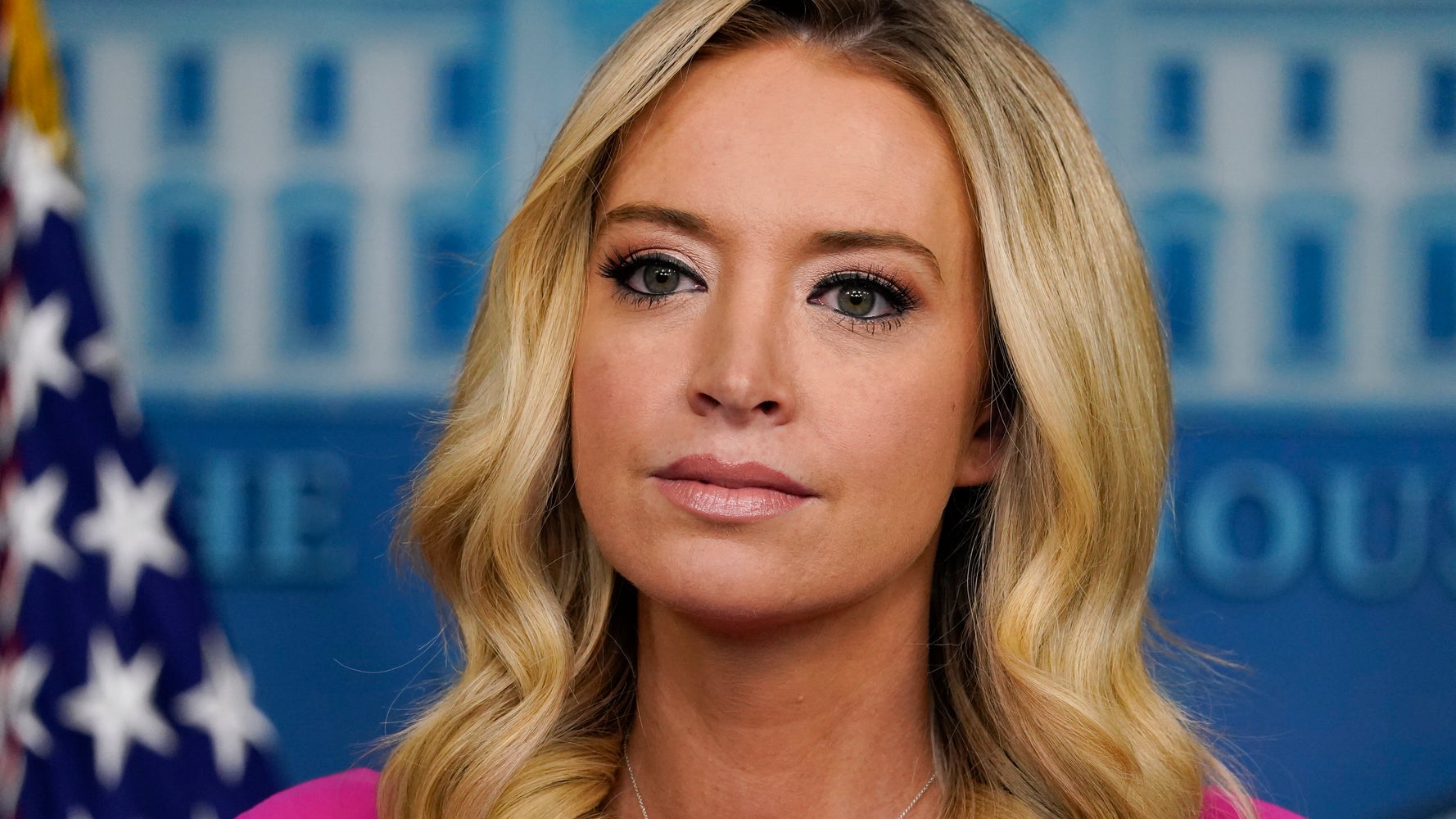 Kayleigh McEnany Shredded For Shameless Attack On Joe Biden Over Ukraine - Vimarsana News