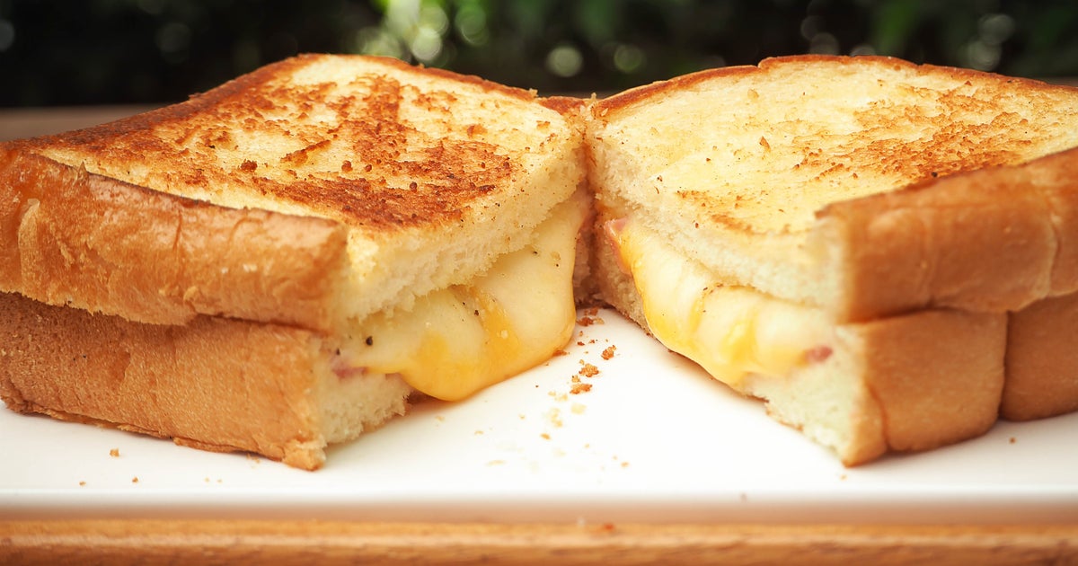 These Are The Best Cheeses For Grilled Cheese