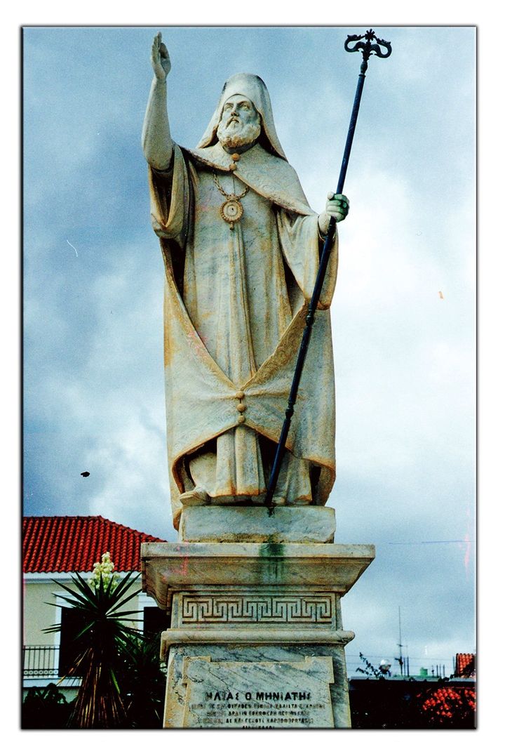Ηλίας Μηνιάτης: Άγαλμα στο Ληξούρι με χορηγία του Κεφαλλονίτη ιερέα της Οδησσού Άγγελου Πεφάνη (1905)