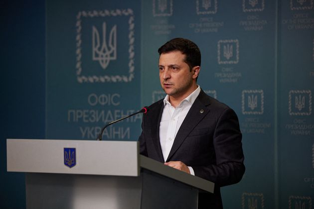 3月24日、キエフで国内の状況について説明するウクライナのゼレンスキー大統領