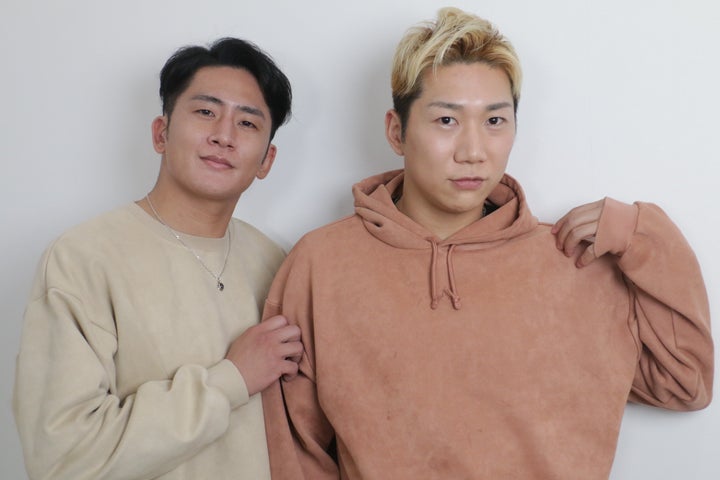 LGBTQをはじめ、悩んでいる人の力になれる歌を届けたいと語る甘邪鬼の2人