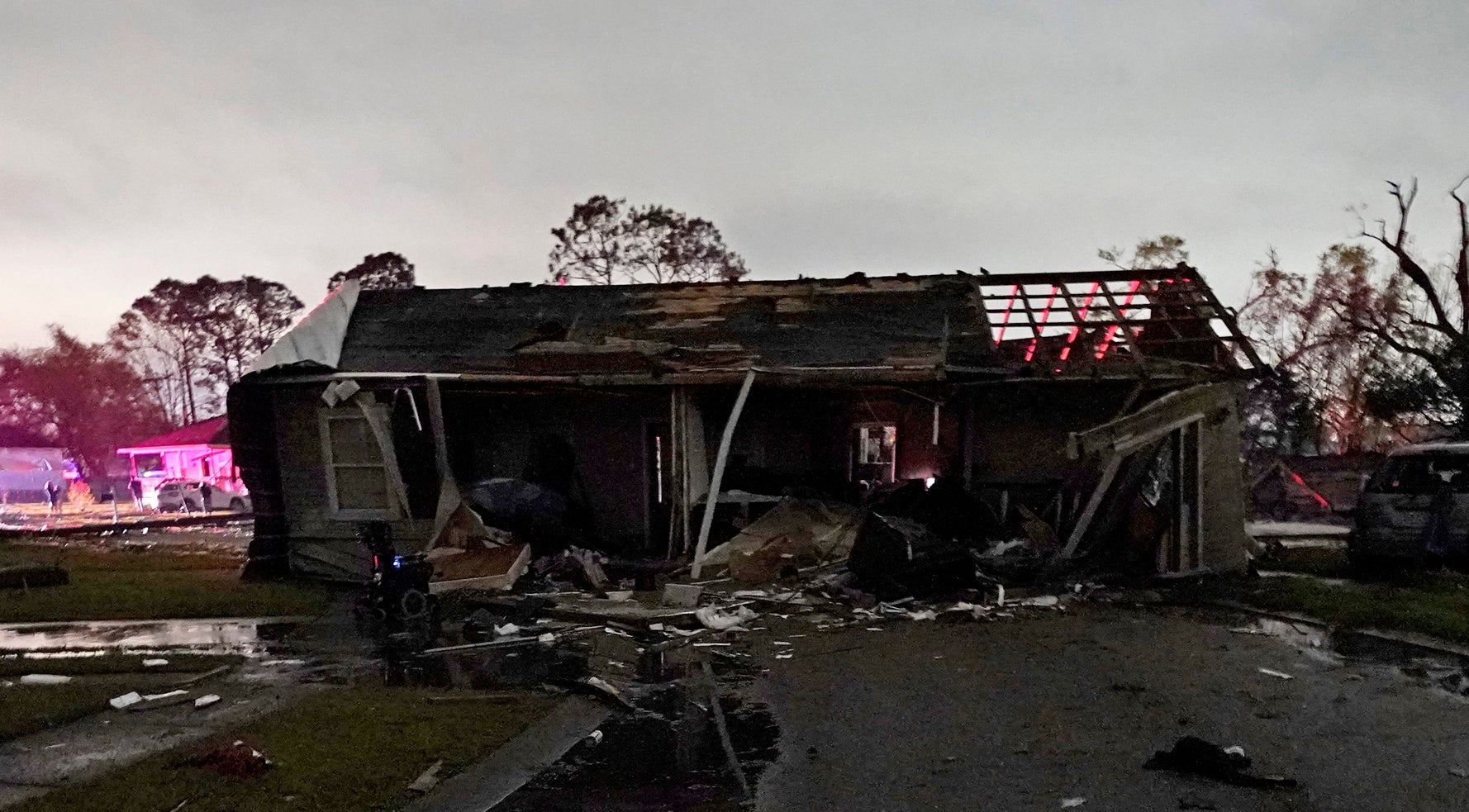 Girl Survives Tornado That Lifted House Through The Air And Dropped It On Another Street - Vimarsana News