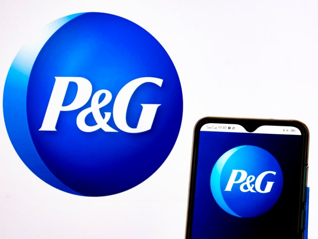 UKRAINE - 2021/05/21: In this photo illustration, a Procter & Gamble Company, P&G, logo seen displayed on a smartphone and in the background. (Photo Illustration by Igor Golovniov/SOPA Images/LightRocket via Getty Images)