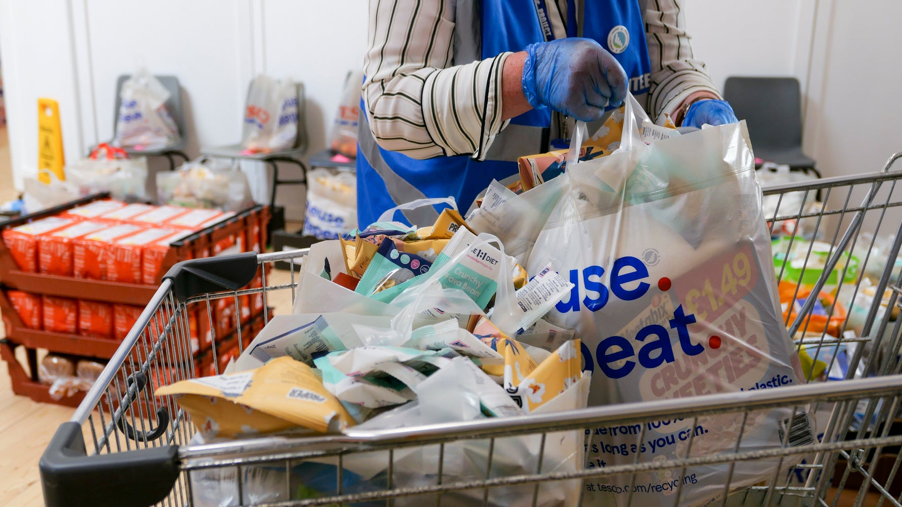What To Donate (And Not To Donate) To Food Banks As Cooking Costs Rise
