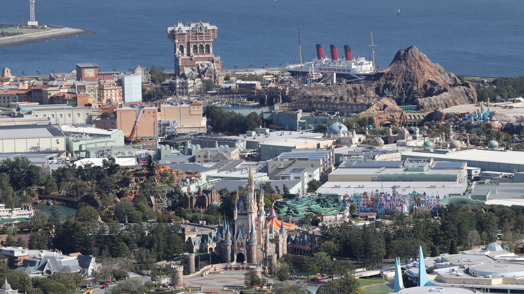 ディズニーが長年悩まされた メルカリ問題 に一石を投じる 人気グッズ カチューシャ などの転売が横行で ハフポスト News ディズニーが長年悩まされた メルカリ問題 に一石を投じる 人気グッズ カチューシャ などの転売が横行で ハフポスト News