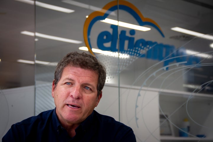 Mario Picazo atiende a 'El HuffPost' en las oficinas de 'eltiempo.es'