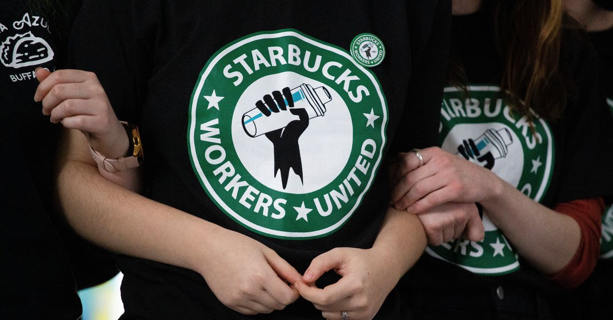 Judge Orders Starbucks To Reinstate Seven Fired Union Supporters In Memphis