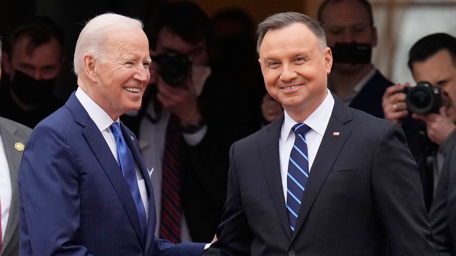Biden dit à la Pologne : “Votre liberté est la nôtre”