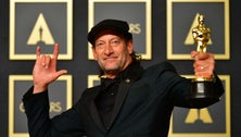 Troy Kotsur Makes Oscars History As First Deaf Man To Win