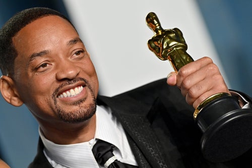 ウィル・スミス、平手打ちをしたクリス・ロックに公式謝罪「どんな形の