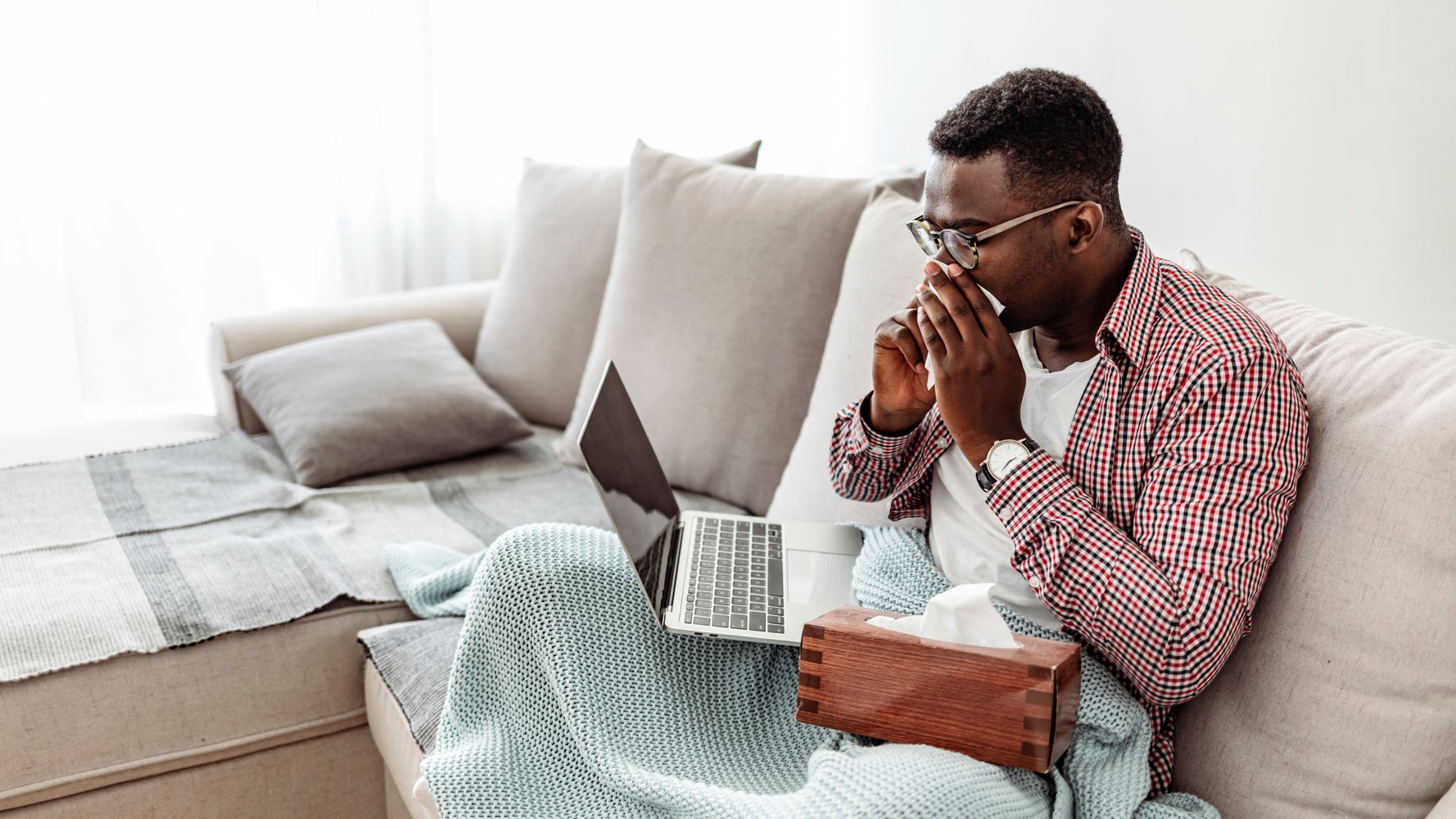 Still Have Lingering Congestion After Being Sick? Here's What To Do ...