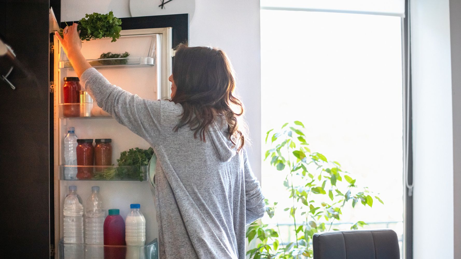 This Simple Fridge Hack Will Cut Down Your Grocery Bill And Food Waste