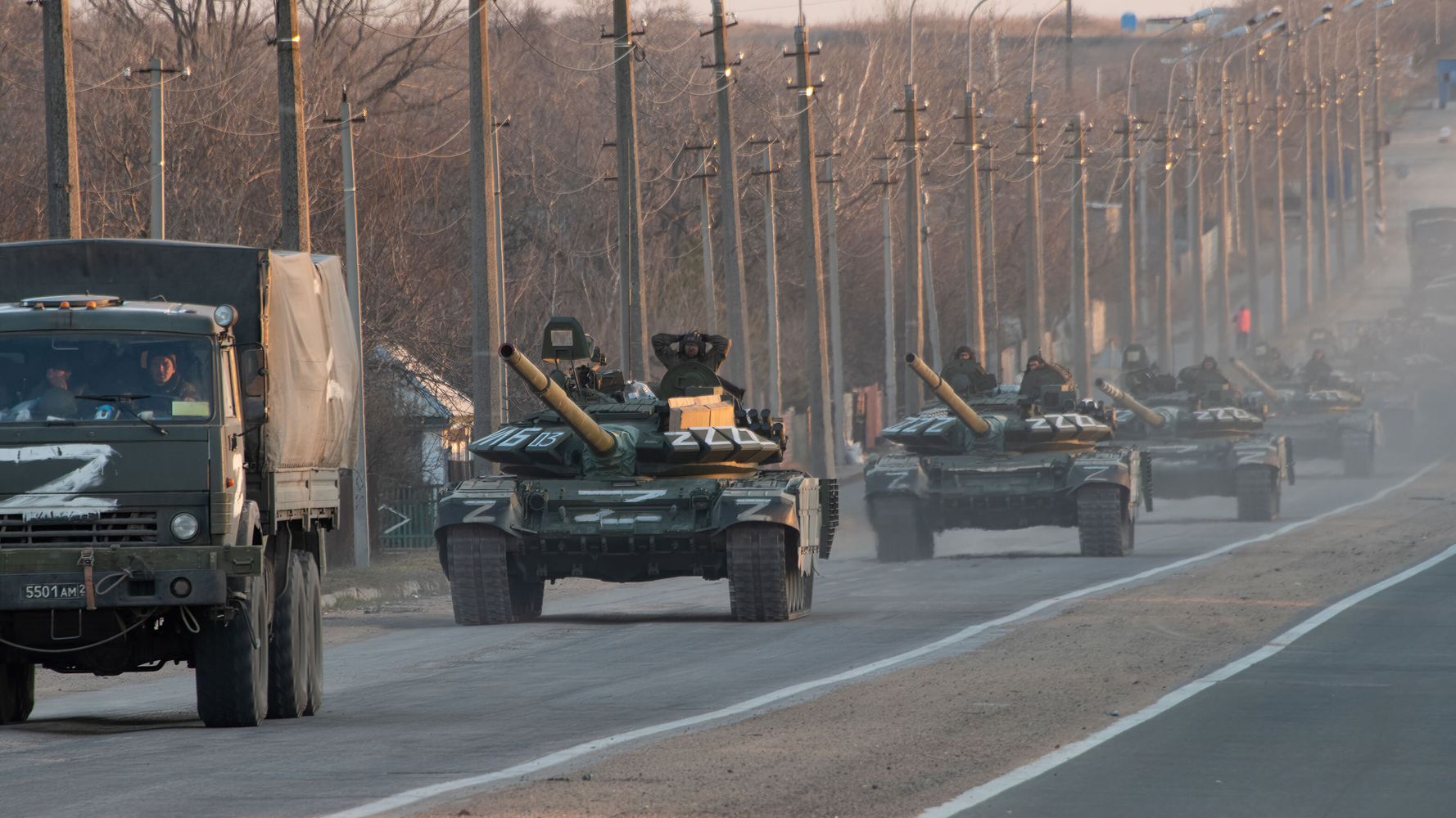 Les troupes russes s’auto-sabotent en Ukraine, déclare le chef du renseignement britannique