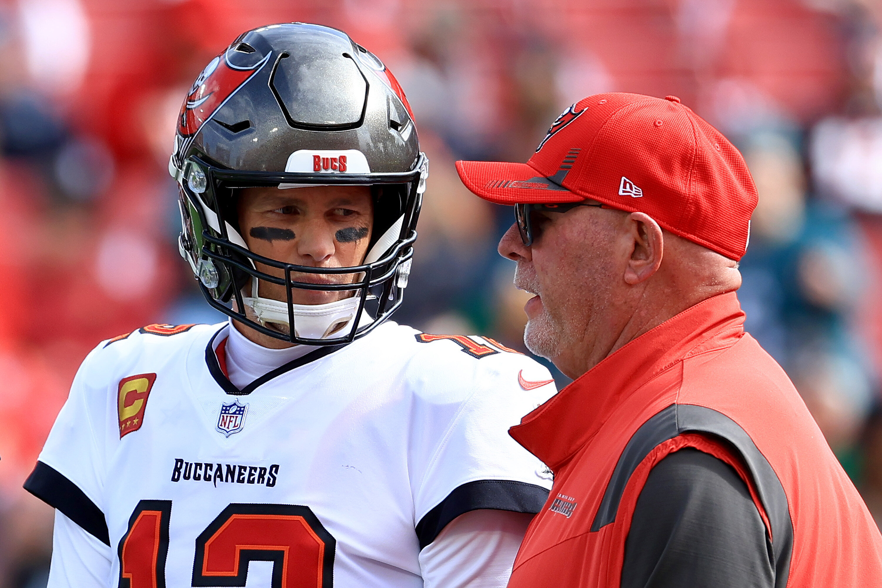 Buccaneers Coach Bruce Arians Retires, Gets A Heck Of A Goodbye From ...