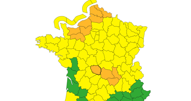 Insgesamt wurden 11 Abteilungen unter orangefarbene Schnee- und Eisüberwachung gestellt, bevor die Episode eintrifft.