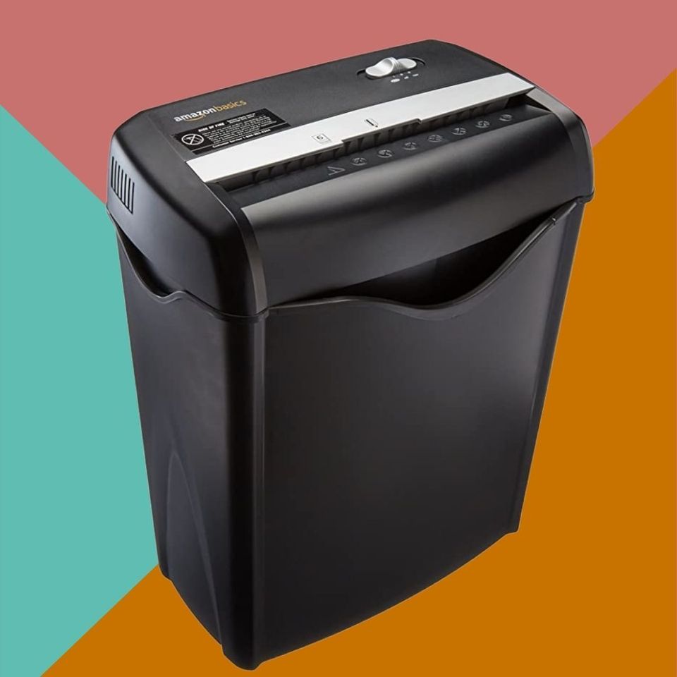 A bestselling cross-cut paper and credit card shredder
