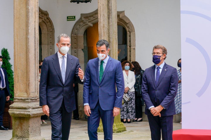 El rey, Sánchez y Feijóo