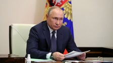  Caged, Weakened, Misled: Why The West Thinks The Ukraine War Has Ruined Putin