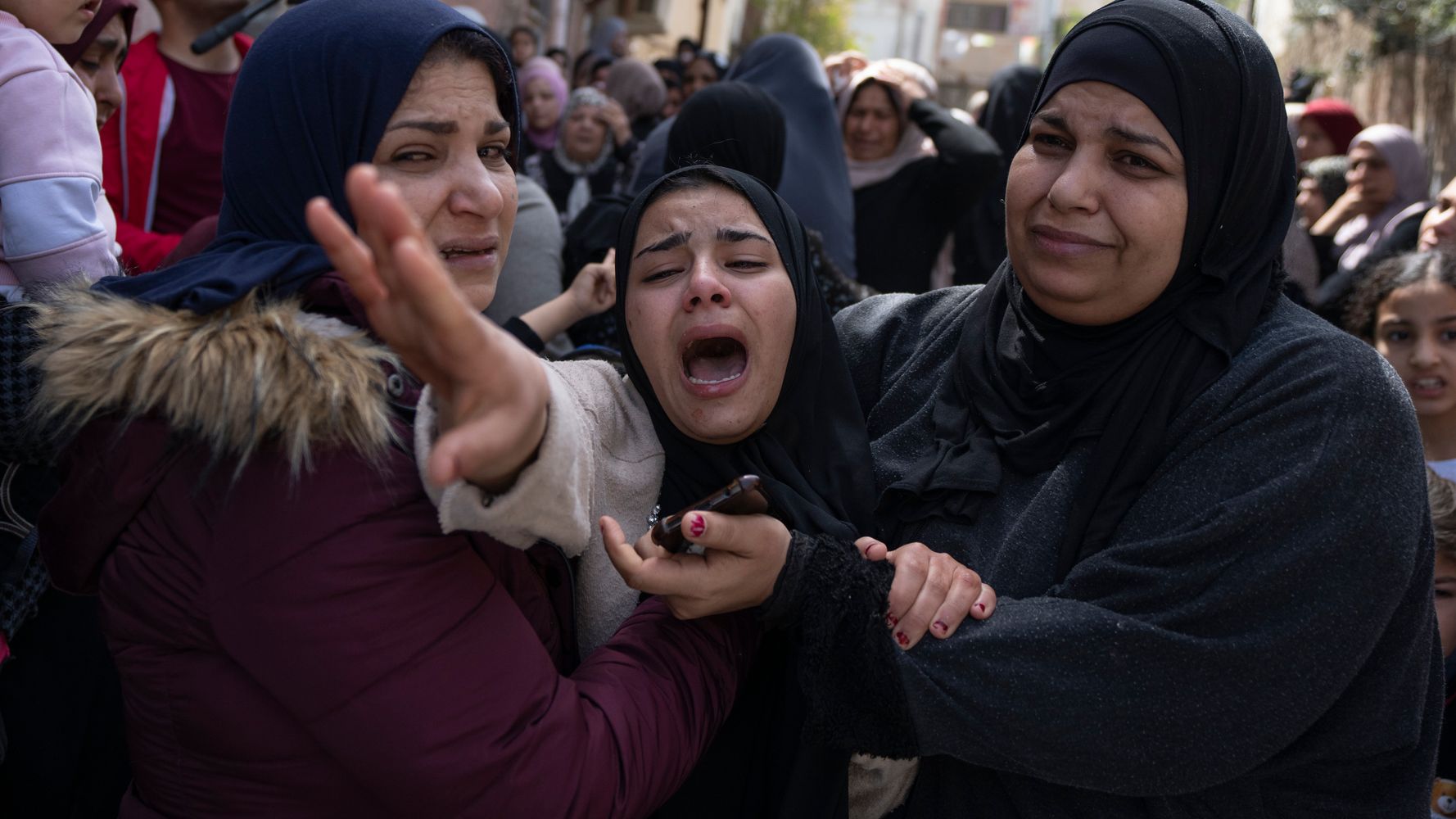 Israeli Forces Kill 3 Palestinians, Raising Fears Of Ramadan Clashes