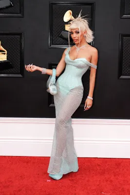 Drag Race' alum Trinity K. Bonet recreates Ariana Grande's gown at 2022  Grammys