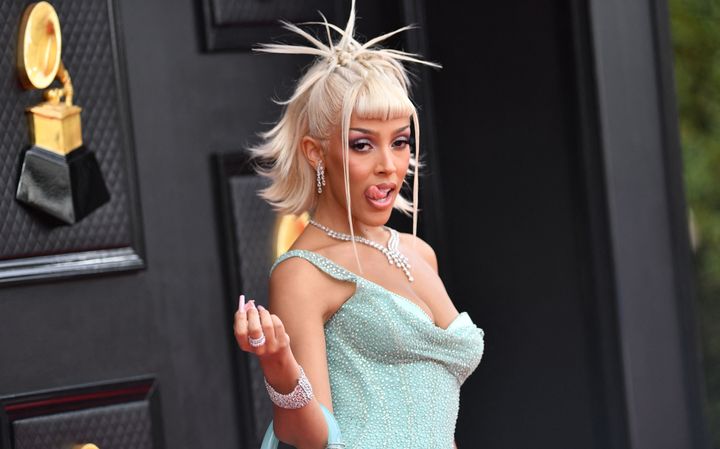 Doja Cat makes her way into the 2022 Grammys