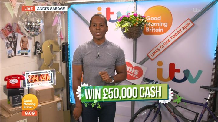 Andi Peters gives away cash on Good Morning Britain
