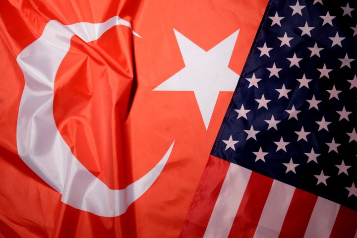 Σημαίες Τουρκίας και Ηνωμένων Πολιτειών