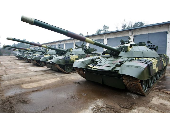 ウクライナ軍が配備するT-72戦車
