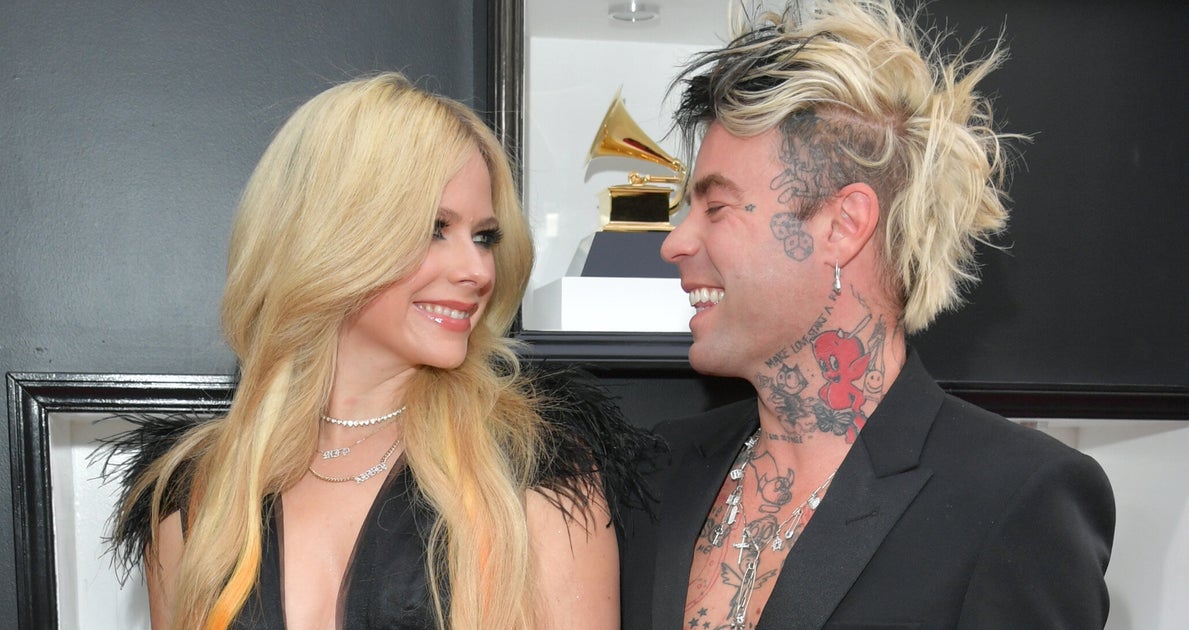 Avril Lavigne and Mod Sun Call Off Their Engagement