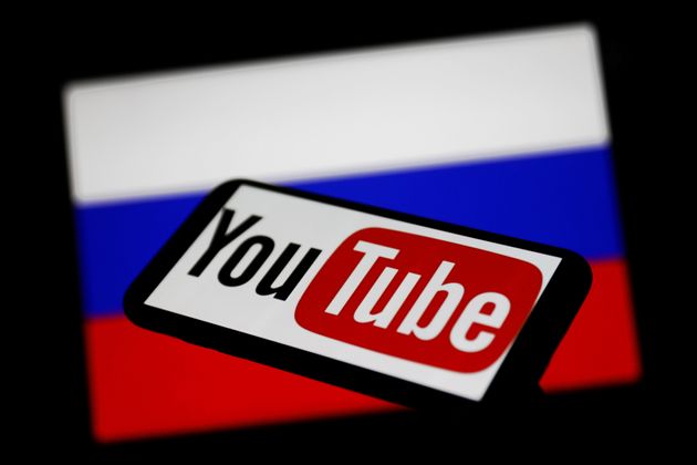 Youtube furiously closed the account of the Russian parliament on its platform