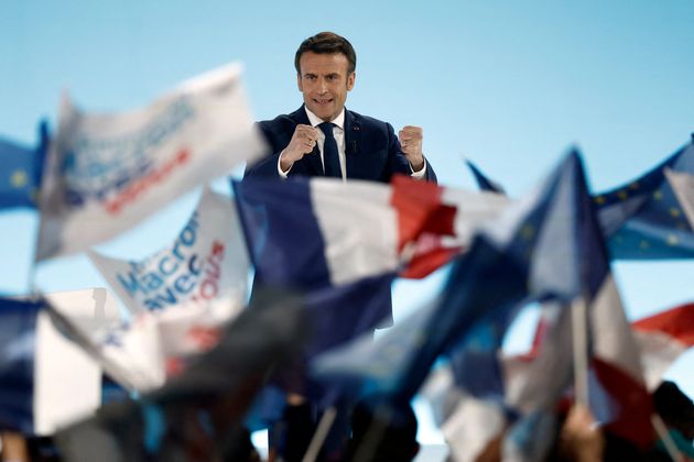 En remportant un peu plus de 900.000 voix de plus qu'en 2017, Emmanuel Macron est parvenu à accomplir...