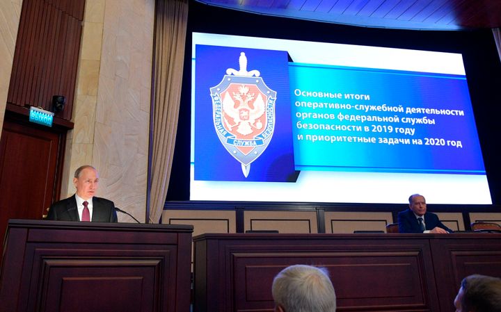 Ο Ρώσος Πρόεδρος Βλαντιμίρ Πούτιν απευθύνεται κατά την επίσκεψή του στα κεντρικά γραφεία της Ομοσπονδιακής Υπηρεσίας Ασφαλείας (FSB) στη Μόσχα, Ρωσία, Πέμπτη, 20 Φεβρουαρίου 2020. 