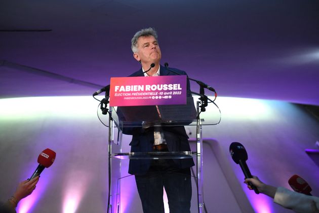 Avec 2,28% des voix ce dimanche 10 avril, le candidat communiste Fabien Roussel se place en 8e position...