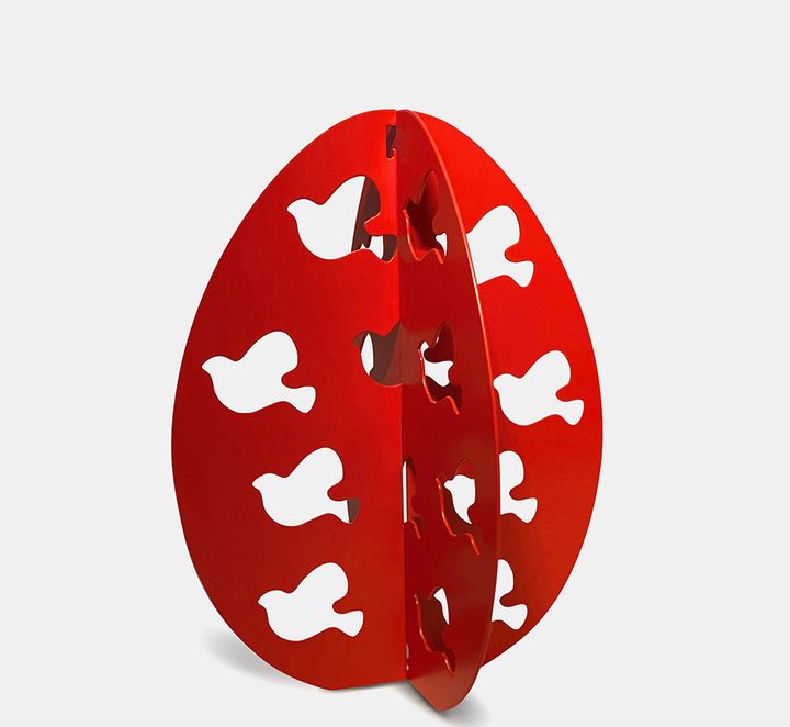 Διακοσμητικό αβγό της Ρίτσας Αναστασιάδου με διάτρητη διακόσμηση. Τιμή 45 ευρώ