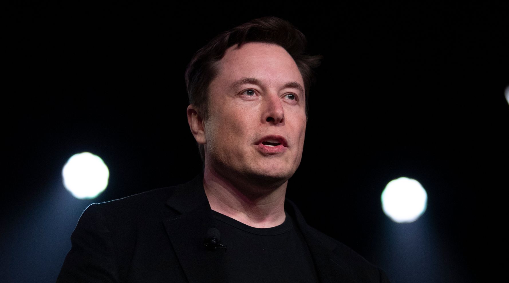Investor Sues Elon Musk Over His Delayed Twitter Filing