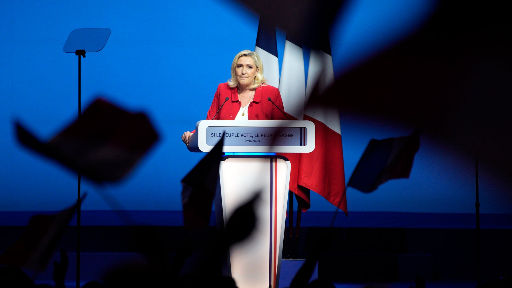 Au meeting d'Avignon, Le Pen lisse son discours pour